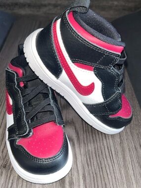 Nike Air Jordan 1 Toddler Sneakers 
Size 8C | Red Black Velcro Easy On Shoes